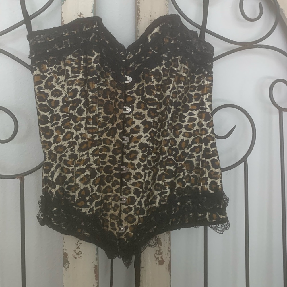 Leopard print corset